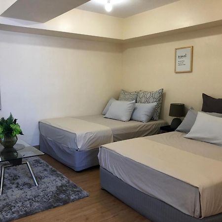 Affordable Makati Apt Manila Bagian luar foto