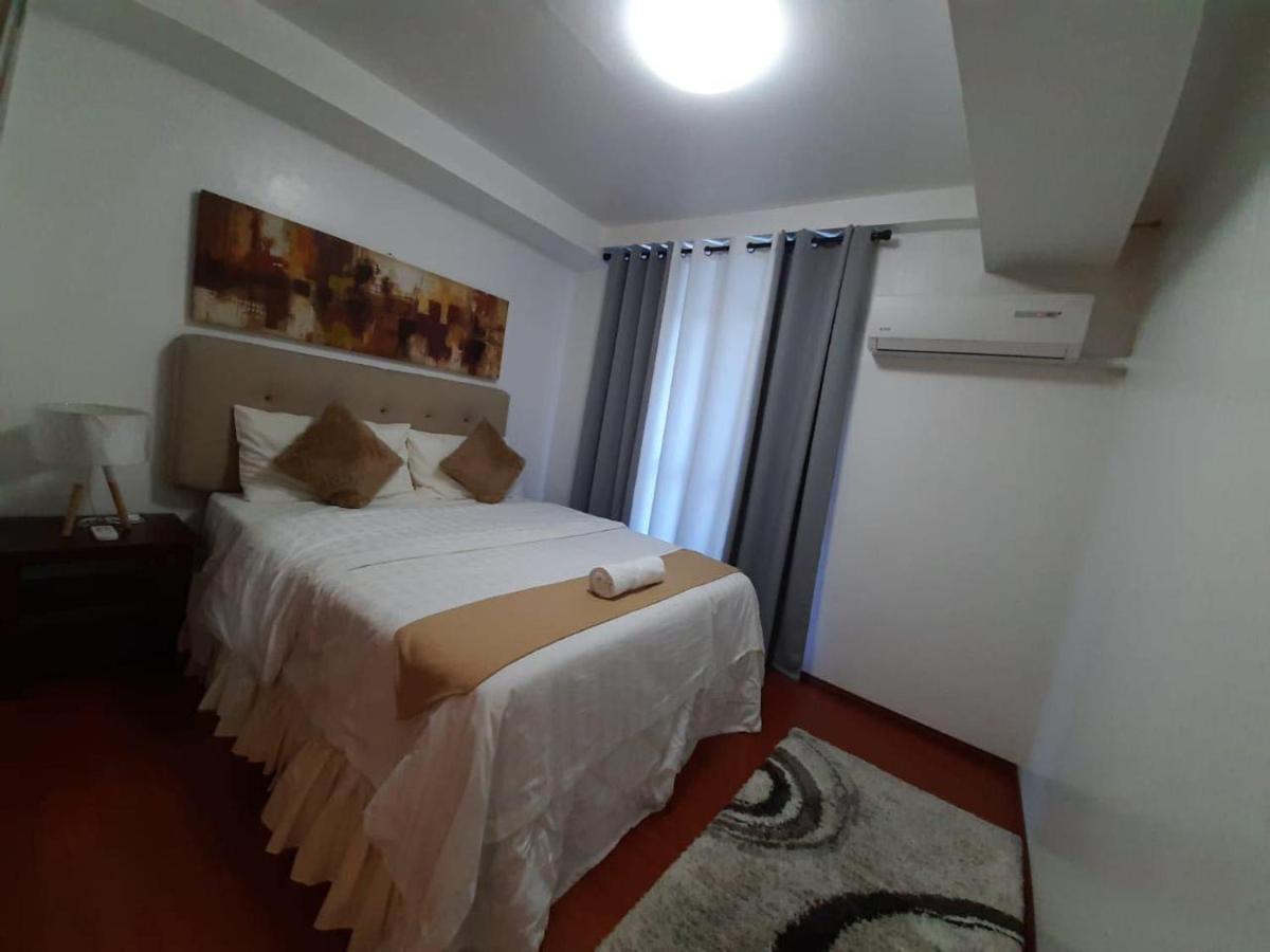 Affordable Makati Apt Manila Bagian luar foto