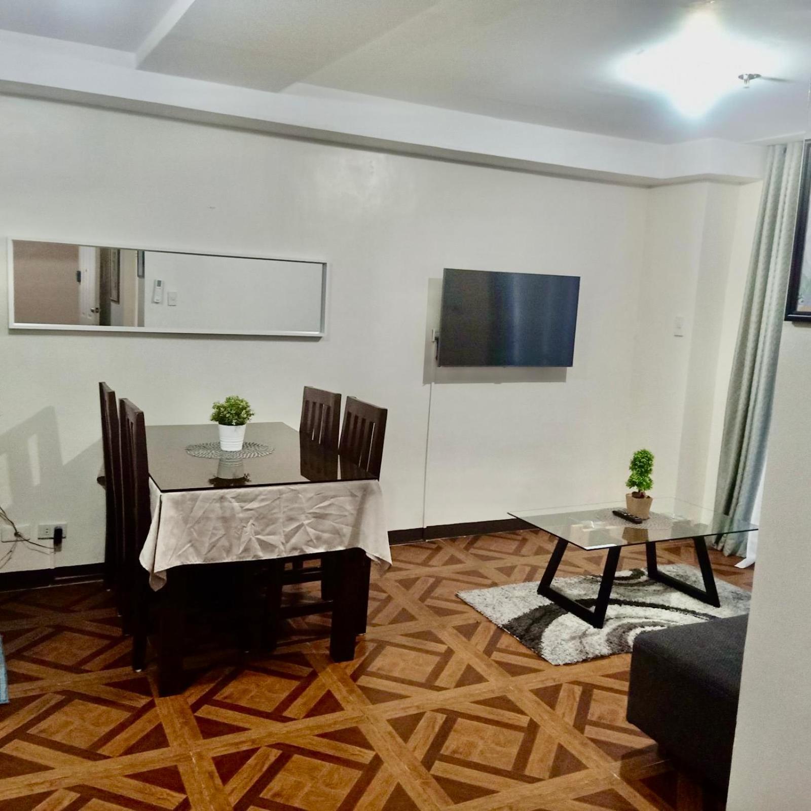Affordable Makati Apt Manila Bagian luar foto
