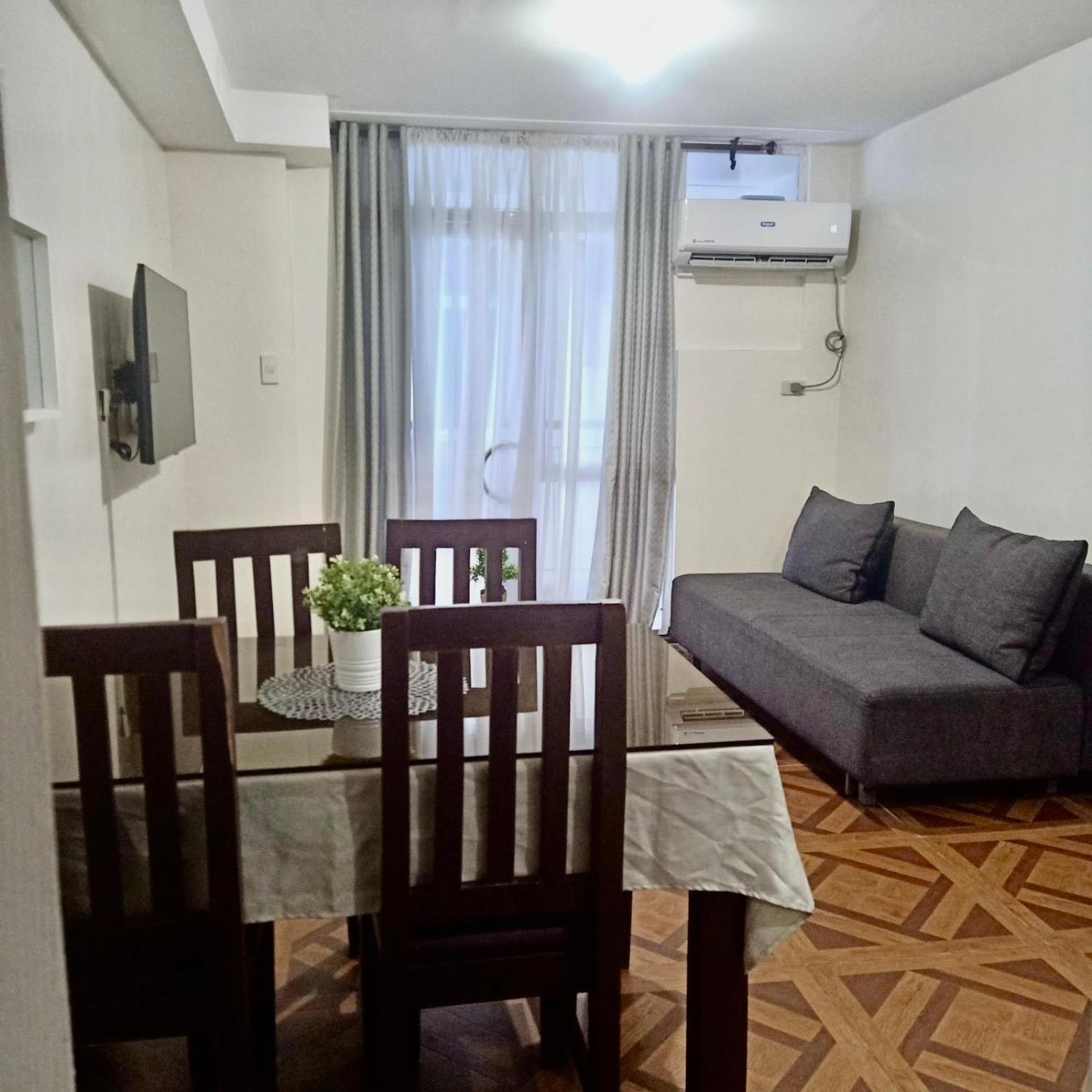 Affordable Makati Apt Manila Bagian luar foto