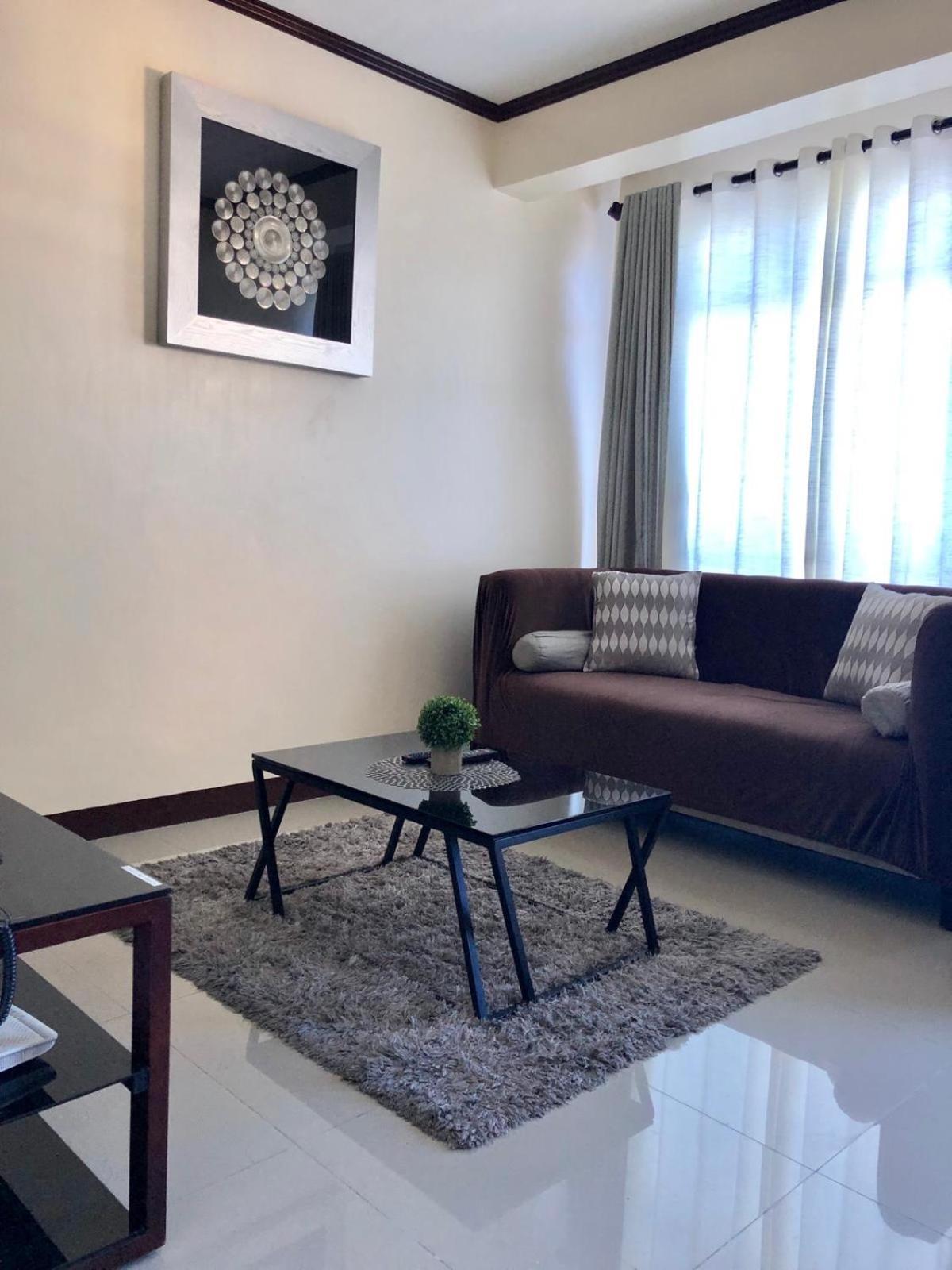 Affordable Makati Apt Manila Bagian luar foto